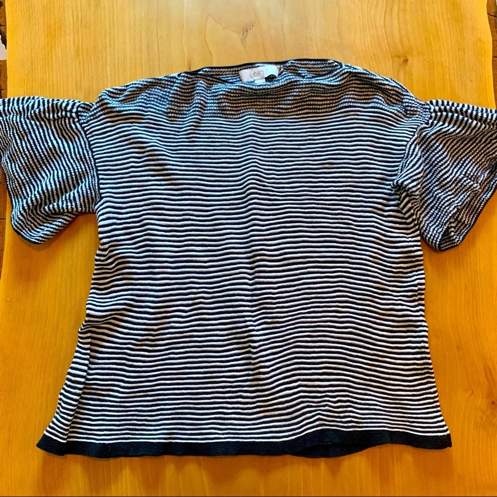 ✨ LOFT Black & White Striped Knit Shirt - S Petite